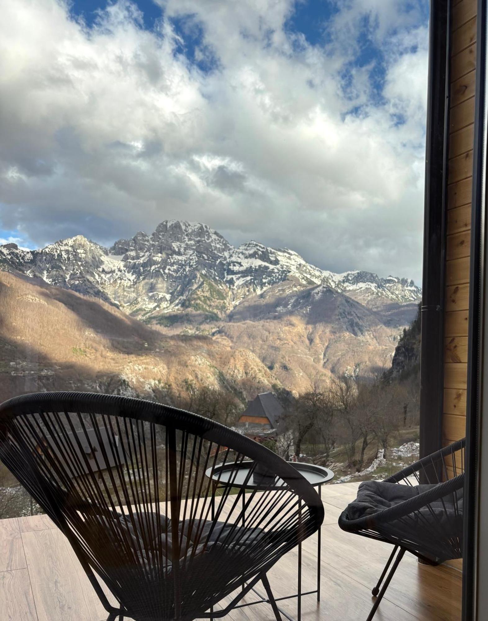Vidis Chalet Boutique Hotel Theth Eksteriør bilde
